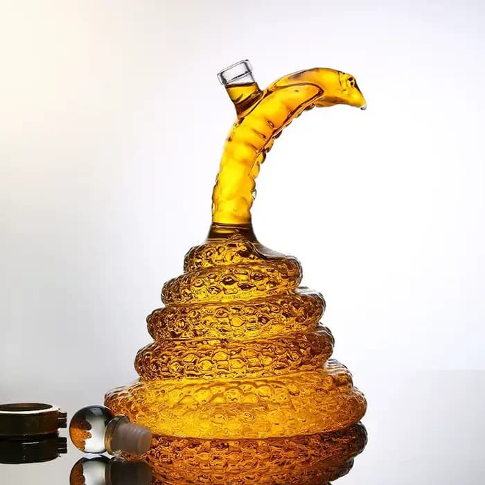 Décanteur de bouteille de vin en serpentin en verre
