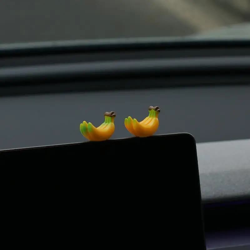 Ornement de voiture mini singe kawaii avec banane, décoration mignonne de dessin animé pour tableau 