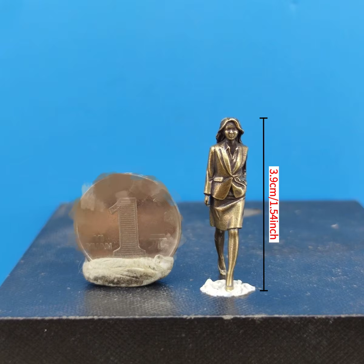 Figurine OL d'affaires Miniature en laiton, modèle de dame de collier, ornement de bureau pour la dé