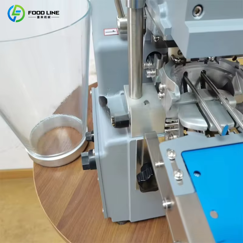 Mini machine à boulettes en porcelaine, machine de fabrication de boulettes