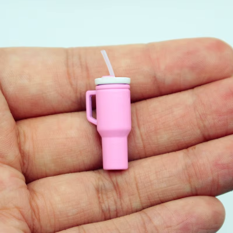 Maison de poupée Mini tasse d'eau Thermos avec paille tasse d'eau modèle Simulation bricolage Miniature scène alimentaire ornements décor à la maison décoration