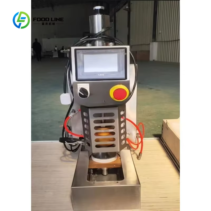 Machine de moulage pneumatique personnalisée pour coques de tartelettes, machine de formage de peaux de tartelettes de comptoir commerciale pour boulangerie