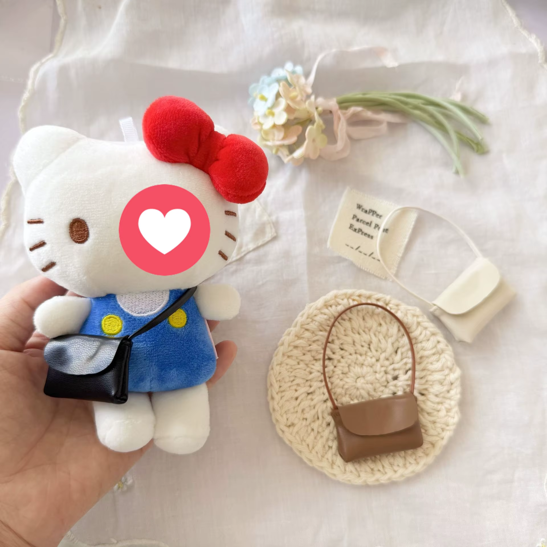 Mini sac à main de poupée en cuir exquis, sac à bandoulière adapté à une poupée de chat à longues jambes de 10-15cm et une décoration de vêtements de poupée BJD 1/8