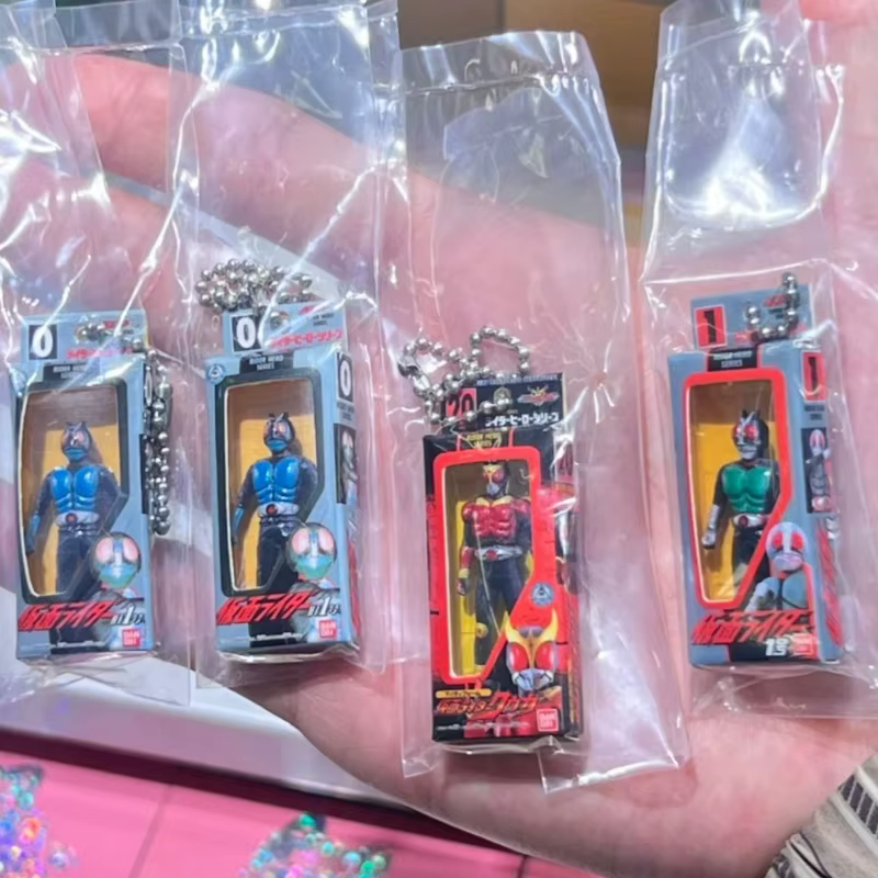 Bandai Kamen Rider – Mini figurine porte-clés Kuuga Ryuki Kabuto, boîte noire, Gashapon, mini-jouet de collection, pendentif pour les fans d'anime