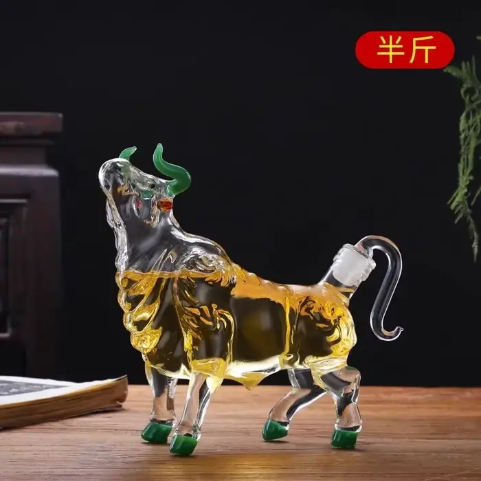 The Wine Decanter for French, Charging Bull, Made for Bourbon, Whisky, Scotch, Rum, Tequila, 1000ml