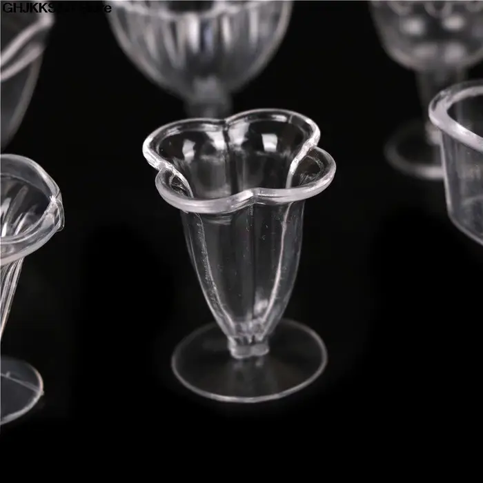Mini coupe à vin transparente en plastique