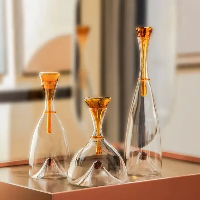 Carafe en verre minimaliste moderne