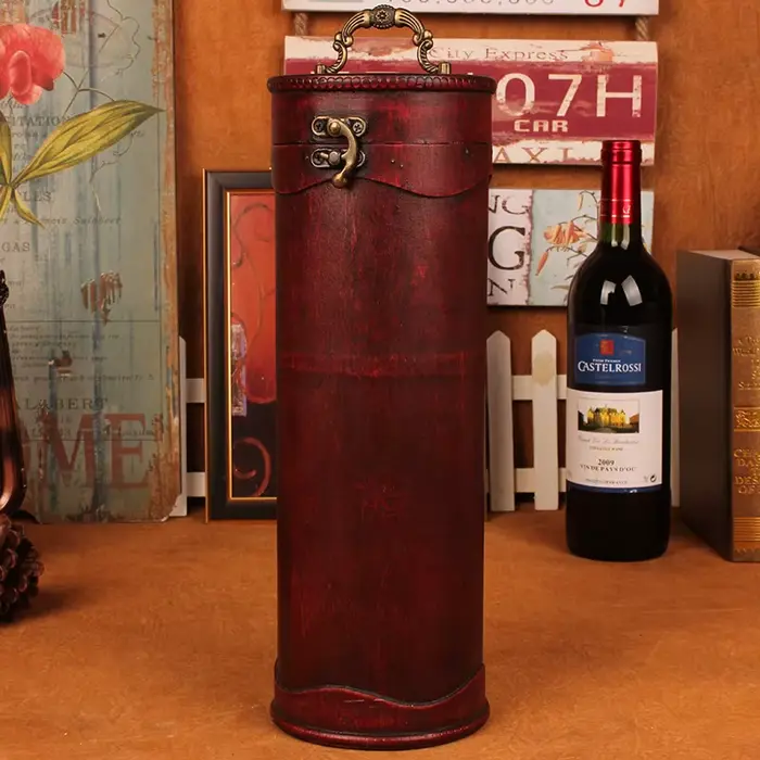 Boîte à vin rouge simple archaïste vintage
