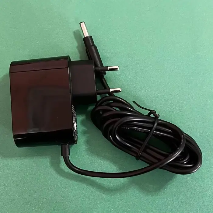 Chargeur électrique pour aspirateur sans fil Midea