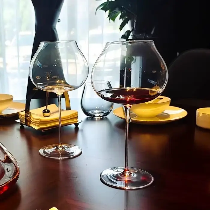 France haut de gamme bordeaux tasse cristal fait à la main extrêmement mince verre à vin accessoire de Bar arôme