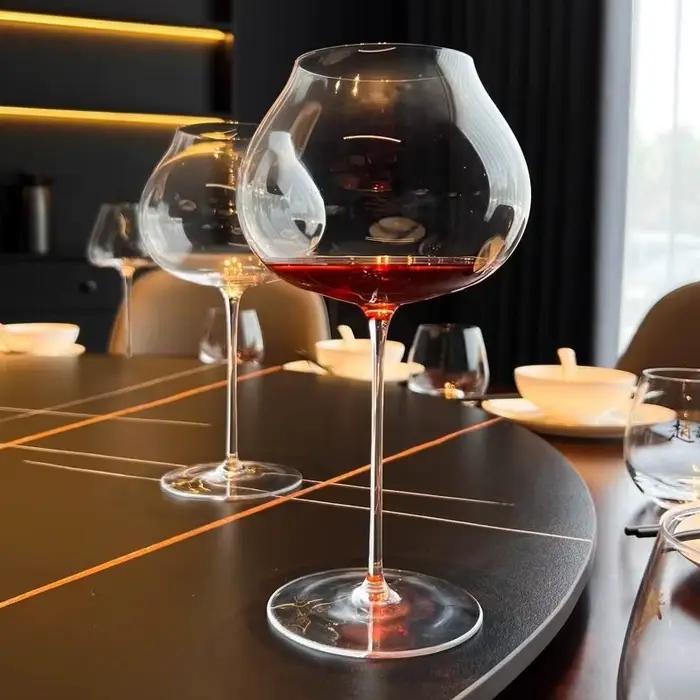 France haut de gamme bordeaux tasse cristal fait à la main extrêmement mince verre à vin accessoire de Bar arôme