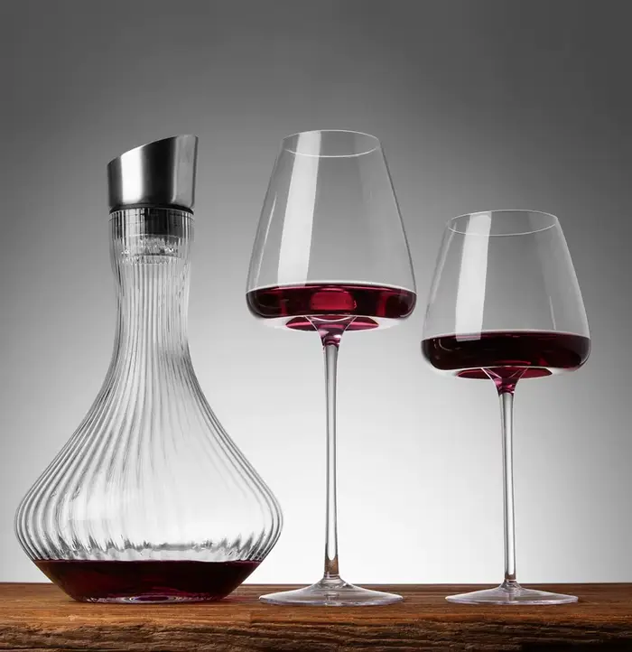 Verre à vin rouge fait à la main